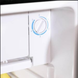 frigo 1p cecotec 00126 83×47 90/litros blanco